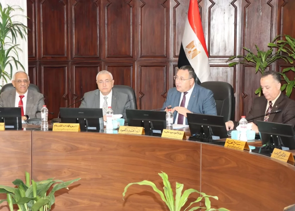 جامعة الإسكندرية ترفع درجة الاستعداد للامتحانات وتتبنى خطوات تطويرية نحو التحول الرقمي والتميز المؤسسي 18 - جريدة المساء