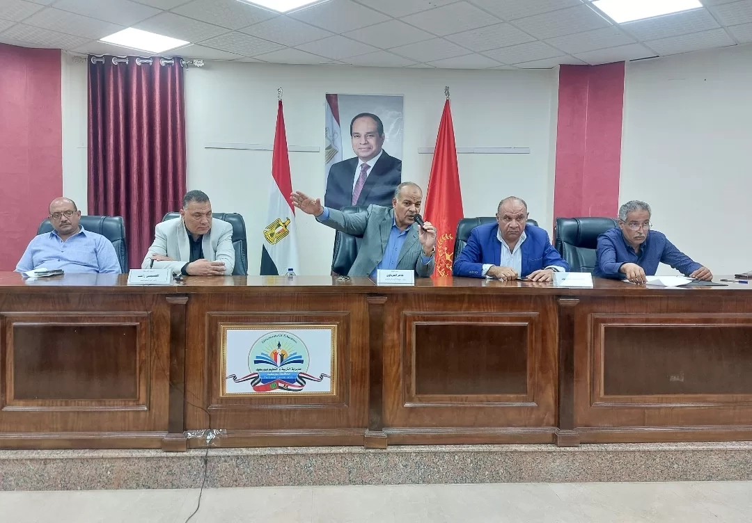 "لا للمحمول".. تعليم بورسعيد يحظر الهواتف داخل لجان الإعدادية ويعلن الطوارئ للامتحانات 17 - جريدة المساء