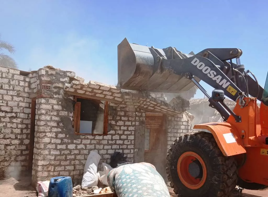 ضربة حاسمة لمافيا الذهب: إزالة 50 طاحونة وكسارة في عنيبة وخريت بأسوان 21 - جريدة المساء