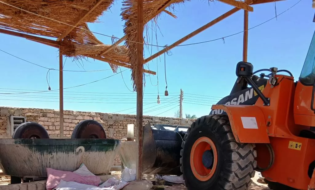 ضربة حاسمة لمافيا الذهب: إزالة 50 طاحونة وكسارة في عنيبة وخريت بأسوان 25 - جريدة المساء