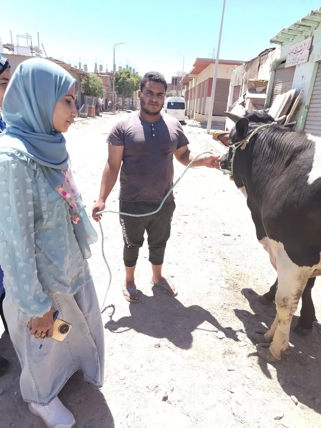 استعدادًا لعيد الأضحى.. حملات تفتيشية مكثفة لـ«بيطري البحر الأحمر» على شوادر الغردقة 25 - جريدة المساء