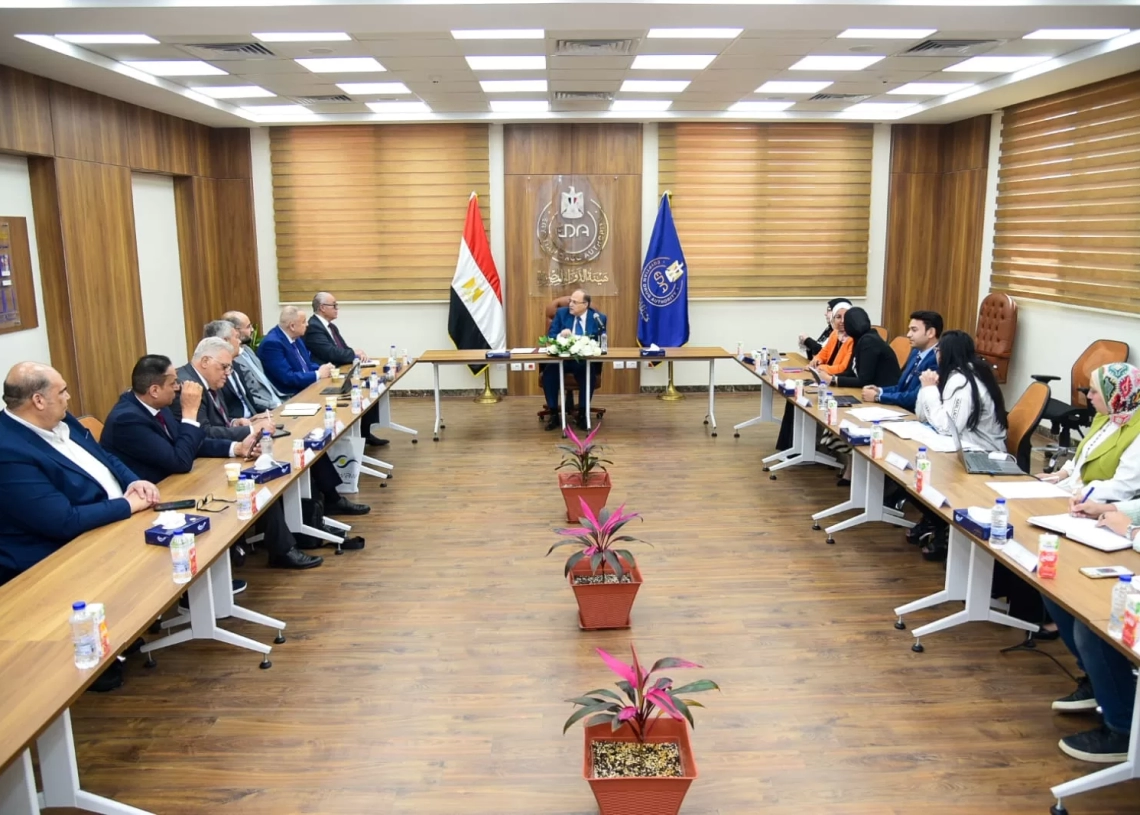 هيئة الدواء المصرية فى اجتماع موسع مع ممثلي المجلس التصديري للصناعات الطبية لدعم الصادرات الدوائية وتعزيز تنافسيتها على المستويين الإقليمي 19 - جريدة المساء
