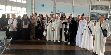 وصول آخر رحلات الحج البرى.. إلى الأراضي السعودية.. لجان السياحة حرصت على استقبالهم بالموانئ ..وتسكينهم بأماكن إقامتهم بمكة أو المدينة.. سامية سامى : تنسيق مبكر مع السلطات الأردنية والسعودية لتيسير مرور حجاج البر وحصولهم على الخدمات 1 - جريدة المساء