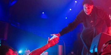 زياد ظاظا يشعل أولى حفلاته بأوروبا وسط جمهور عربي أوروبي  1 - جريدة المساء