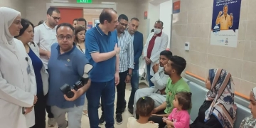 د.قنديل تفقد عددا من المنشآت الصحية بالبحر الأحمر.. بالتزامن مع تنفيذ مرور مركزي لإدارات الطب الوقائي والرعاية الأولية 1 - جريدة المساء