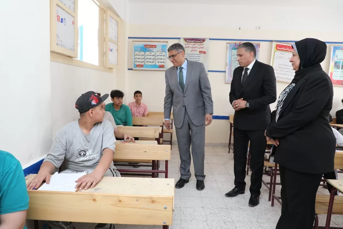 "أولياء أمور مصر": عربي إعدادية الجيزة سهل وجاء من النماذج الاسترشادية للمحافظة.. وشاومينج يحاول تعكير الأجواء 18 - جريدة المساء محافظ الجيزة يتفقد لجان الامتحانات