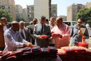 بمناسبة العيد.. محافظ الجيزة لتجار أسواق اليوم الواحد: اعرضوا الأسعار بشكل واضح (صور) 18 - جريدة المساء