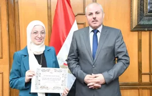 رئيس جامعة القناة يكرم الفائزين بجائزة الأبحاث الموجهة لخدمة المجتمع   7 - جريدة المساء
