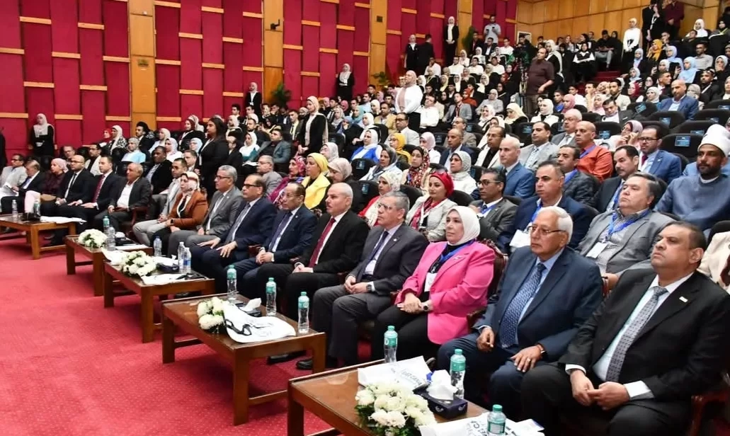 إنطلاق فعاليات المؤتمر السابع للبحوث الطلابية والإبداع بجامعة القناة 19 - جريدة المساء