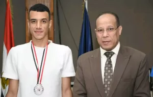 جامعة القناة تكرّم عبدالرحمن فاضل الفائز بثاني بطولة الجمهورية لتنس الطاولة 19 - جريدة المساء