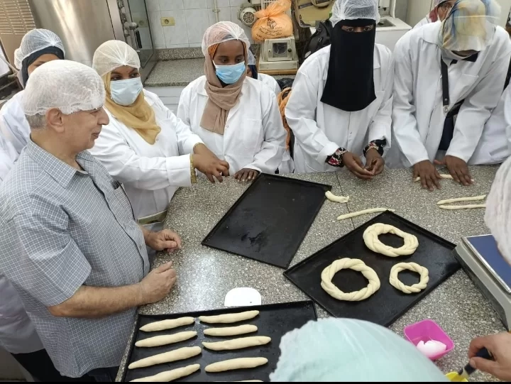 معهد تكنولوجيا الأغذية ينظم برنامجا تدريبيا لعدد ٤١ من الأشقاء السودانيين في مجال المخبوزات 15 - جريدة المساء
