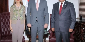 وزير الزراعة يبحث مع مدير ومكتب اليونسكو وممثل الفاو التعاون المشترك لتطوير المتحف الزراعي وحديقة الأسماك 1 - جريدة المساء