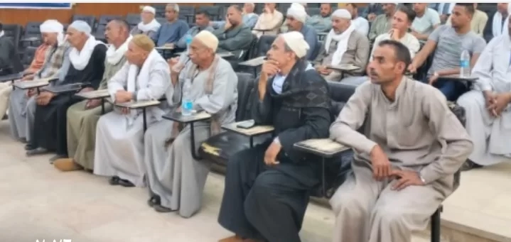 "الزراعة" تعقد ورشتي عمل لتفعيل الزراعة التعاقدية في بني سويف وسوهاج 19 - جريدة المساء