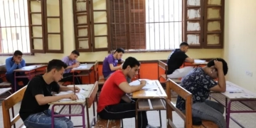 حيرة بين أولياء الأمور حول إمكانية اصطحاب المراوح داخل لجان الثانوية العامة 2025 1 - جريدة المساء