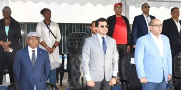 صبحي وادريس يفتتحان البطولة الإفريقية للسباحة للناشئين 1 - جريدة المساء