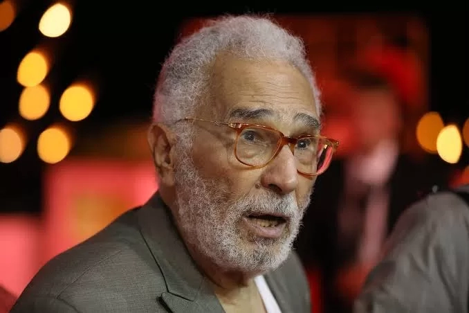 الفنان عبد الرحمن أبو زهرة