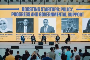 رئيس مصلحة الضرائب .. في مؤتمر «رايز أب»: نقدم العديد من الحوافز والإعفاءات.. وأعداد المنضمين فاقت توقعاتنا 23 - جريدة المساء