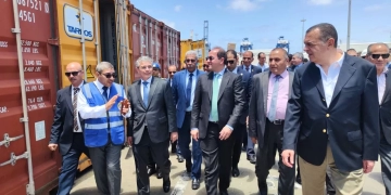 وزير المالية.. فى جولة ميدانية بميناءي الدخيلة والإسكندرية 1 - جريدة المساء