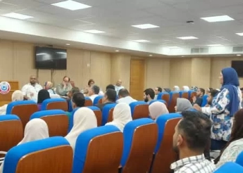 اجتماع تحضيرى لتنفيذ خطة التأمين الطبي لموسم الصيف بمناطق الساحل الشمالي و مدينة مرسي مطروح . 33 - جريدة المساء