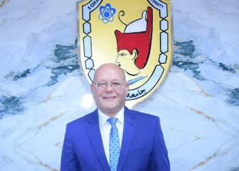 النعماني يقرر صرف مكافاة للعاملين بجامعة سوهاج تقديراً لجهودهم 19 - جريدة المساء