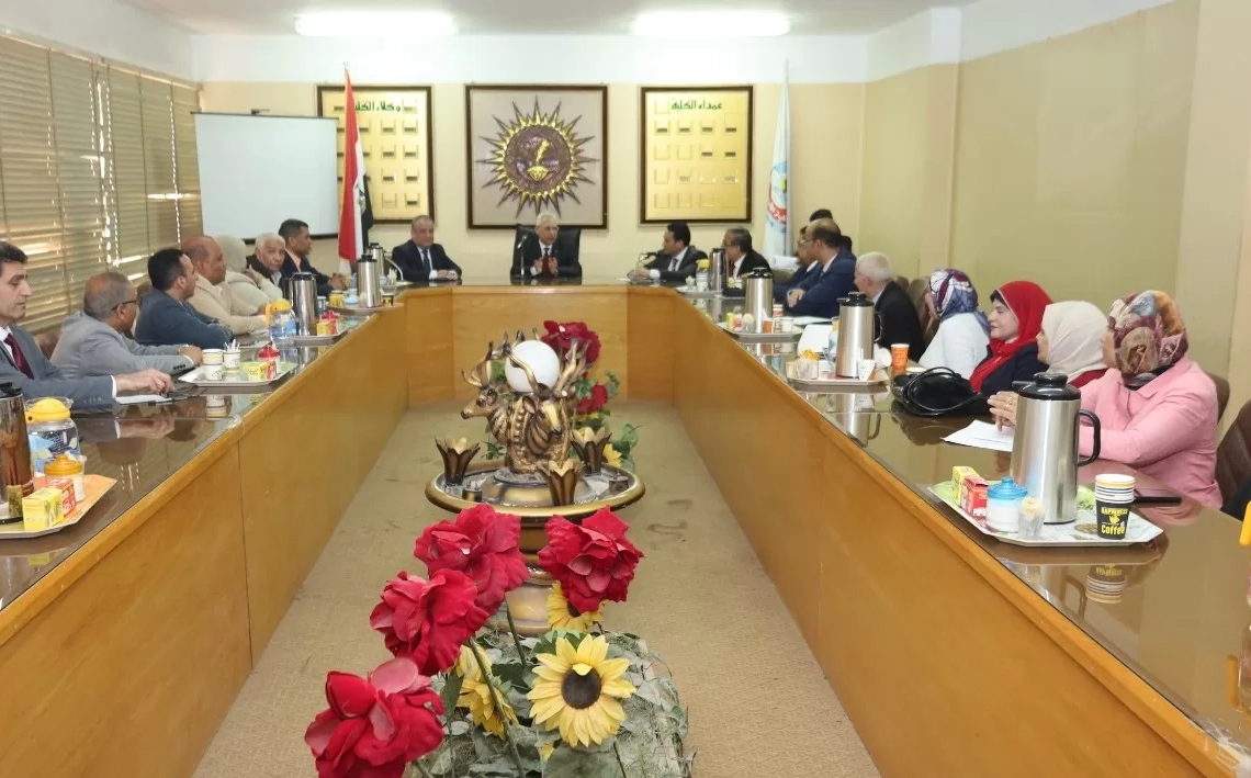 رئيس جامعة المنيا يناقش مع مجالس الكليات: دعم مسيرة التحديث والتطوير 17 - جريدة المساء