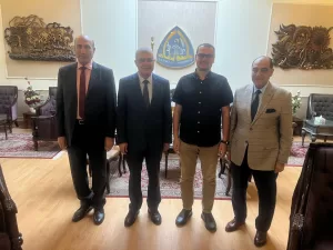 حين يتجلّى النبل في قاعات الامتحان.. رئيس جامعة الزقازيق يكرم د. وسام السيد على موقفه الإنساني تجاه أحد الطلاب 17 - جريدة المساء