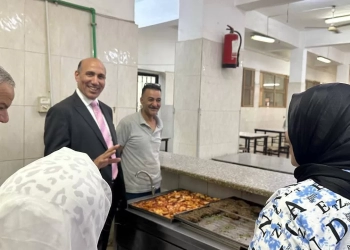 للوقوف على مستوى الإقامة والتغذية وتطوير المرافق الصحية.. جولة جديدة لنائب رئيس جامعة الزقازيق بالمدن الجامعية 36 - جريدة المساء للوقوف على مستوى الإقامة والتغذية وتطوير المرافق الصحية.. جولة جديدة لنائب رئيس جامعة الزقازيق بالمدن الجامعية 35 - جريدة المساء