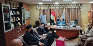 وحدة وطنية على أرض حلوان.. وفد كنسي يهنئ المسلمين بعيد الأضحى في مشهد يجسد روح المحبة والمواطنة 2 - جريدة المساء وحدة وطنية على أرض حلوان.. وفد كنسي يهنئ المسلمين بعيد الأضحى في مشهد يجسد روح المحبة والمواطنة 1 - جريدة المساء