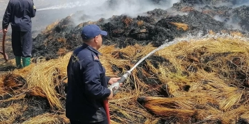 السيطرة علي حريق شونة الكتان بزفتى والمحافظ يشيد بالبطولة الجماعية 1 - جريدة المساء