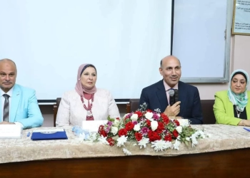 "جيل يصنع الدواء.. طلاب صيدلة الزقازيق يبدعون في مؤتمرهم العاشر" 28 - جريدة المساء "جيل يصنع الدواء.. طلاب صيدلة الزقازيق يبدعون في مؤتمرهم العاشر" 27 - جريدة المساء