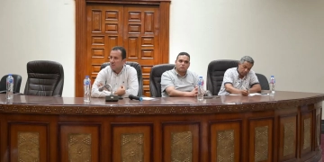 رئيس جهاز العاشر من رمضان يجتمع مع أصحاب محطات الخرسانة ويوجّه بتقنين الأوضاع وتشديد الرقابة 1 - جريدة المساء