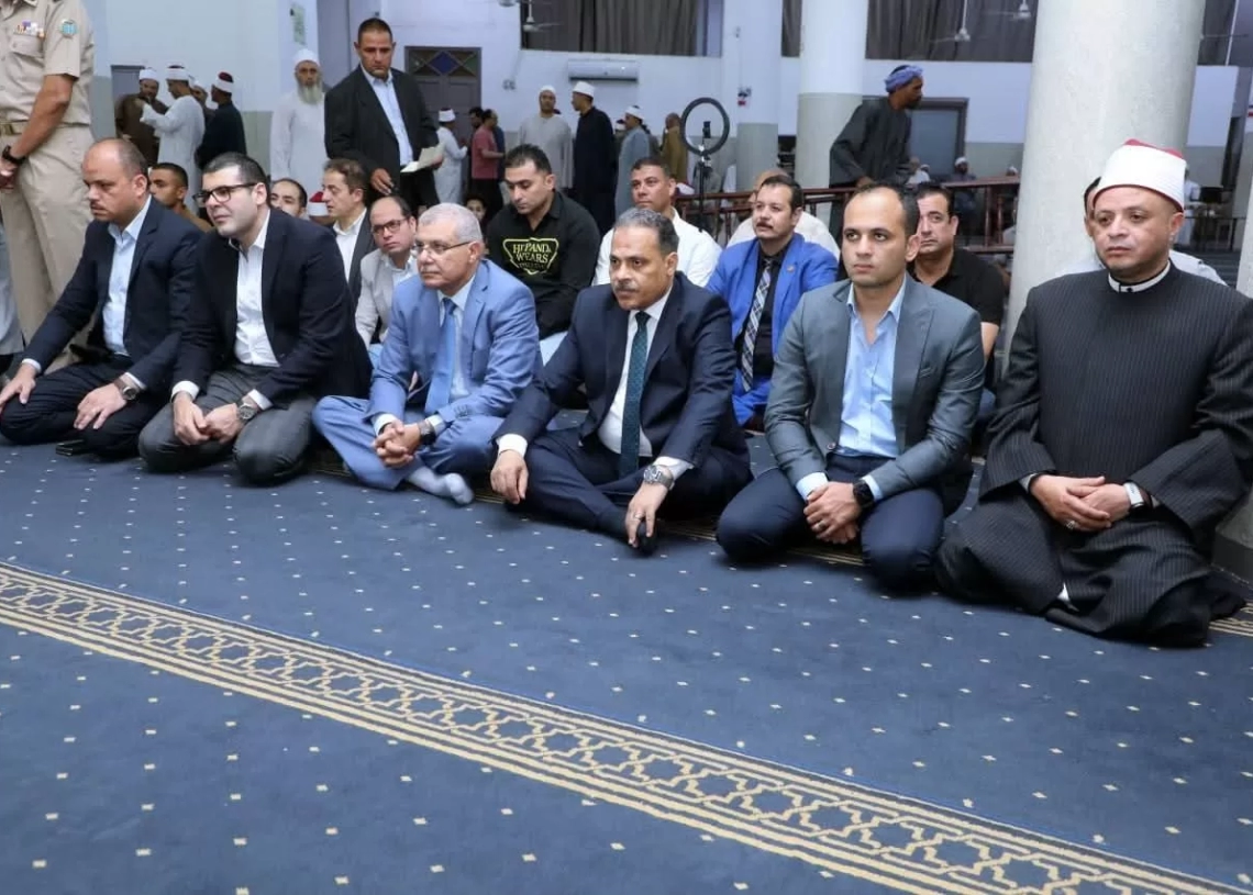 محافظ الشرقية يشهد احتفالية مديرية الأوقاف بالعام الهجري الجديد بمسجد الزراعة بالزقازيق 19 - جريدة المساء