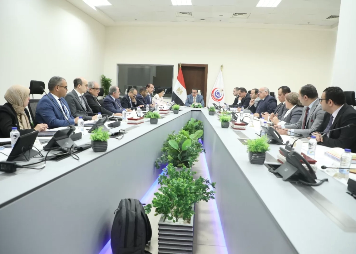 وزير الصحة ناقش خطة التأمين الطبي استعداداً لعيد الأضحى المبارك 19 - جريدة المساء
