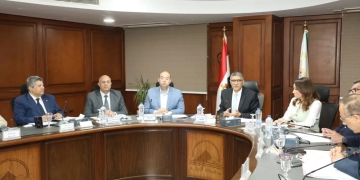 محافظ الجيزة يعقد اجتماعًا تنسيقيًا لمتابعة آليات إنشاء محطة تحويل المخلفات إلى طاقة كهربائية بأبو رواش 1 - جريدة المساء