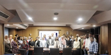 هيئة الدواء: الإنتهاء من البرنامج التدريبي للتعريف بكيفية استخدام المنصة الإلكترونية Medevice 2 - جريدة المساء هيئة الدواء: الإنتهاء من البرنامج التدريبي للتعريف بكيفية استخدام المنصة الإلكترونية Medevice 1 - جريدة المساء