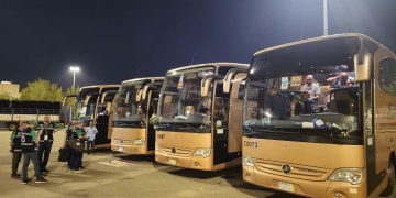 استلام 283 حافلة مطابقة للمواصفات الفنية استعداداً لتصعيد حجاج الجمعيات إلى عرفات 1 - جريدة المساء