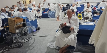 بدء إصدار تأشيرات الحج السياحى.. وتسليمها للحجاج.. أحمد إبراهيم : ميكنة شاملة لإجراءات السفر .. بالتنسيق بين وزارة السياحة وغرفة الشركات 2 - جريدة المساء بدء إصدار تأشيرات الحج السياحى.. وتسليمها للحجاج.. أحمد إبراهيم : ميكنة شاملة لإجراءات السفر .. بالتنسيق بين وزارة السياحة وغرفة الشركات 1 - جريدة المساء