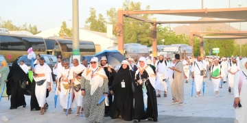 حجاج الجمعيات الأهلية يتوجهون إلى مزدلفة مع غروب شمس عرفة 1 - جريدة المساء