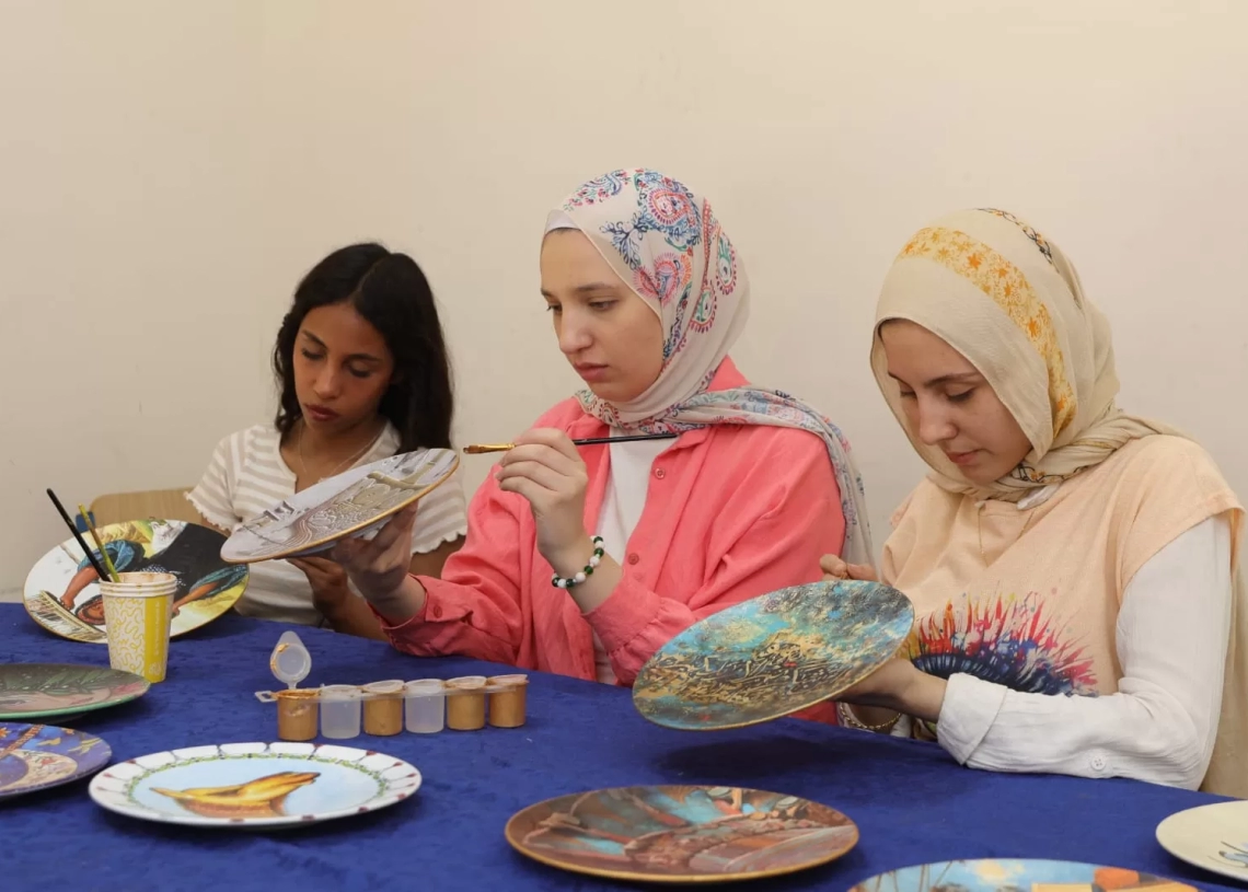 قومي المرأة ينظم ورشتين تدريبيتين لفن العرائس والديكوباج 19 - جريدة المساء