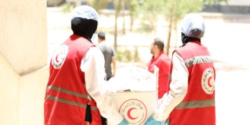 الهلال الأحمر يوزع فرحة العيد.. لحوم الأضاحي تصل لأكثر من 20 ألف أسرة محتاجة  1 - جريدة المساء