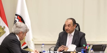 وزير قطاع الأعمال العام يبحث مع الرئيس التنفيذي لمجموعة "ماير تكنيمونت" الإيطالية تطورات مشروع حامض النيتريك ونترات الأمونيوم بشركة كيما بأسوان 1 - جريدة المساء