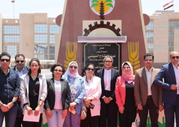 نائب محافظ مطروح يزور الوادي الجديد للاطلاع على التجارب التنموية الرائدة بالمحافظة 19 - جريدة المساء