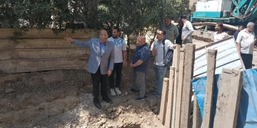 بالصور.. نائب محافظ الجيزة يتفقد أعمال إصلاح هبوط الصرف الصحي بمنطقة العطور بمدينة الحوامدية 1 - جريدة المساء