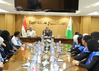محافظ الجيزة يكرم أعضاء برلمان الطلائع.. ويؤكد: آلية فاعلة لتمكين الشباب 17 - جريدة المساء