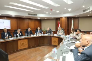 بمشاركة صندوق التنمية الحضرية.. محافظ الجيزة يعقد أولي اجتماعات اللجنة التيسيرية لتطوير منطقة الكيت كات 21 - جريدة المساء