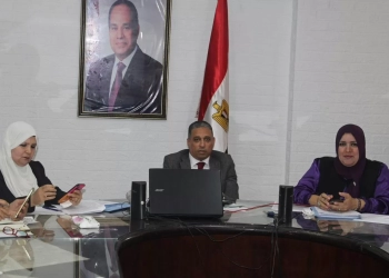 وكيل وزارة التعليم من غرفة عمليات الجيزة: تفتيش الطلاب يجب ألا يخل بالكرامة 17 - جريدة المساء