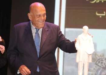 محافظ الجيزة يشارك في فعاليات مشروع إقامة تمثال يخلّد مسيرة الدكتور مجدي يعقوب 17 - جريدة المساء