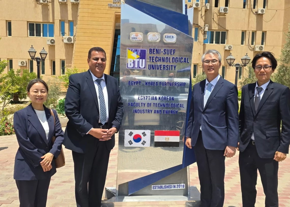 كويكا وجامعة بنى سويف التكنولوجية تنظمان معرضًا لتوظيف خريجي عام 2025 19 - جريدة المساء