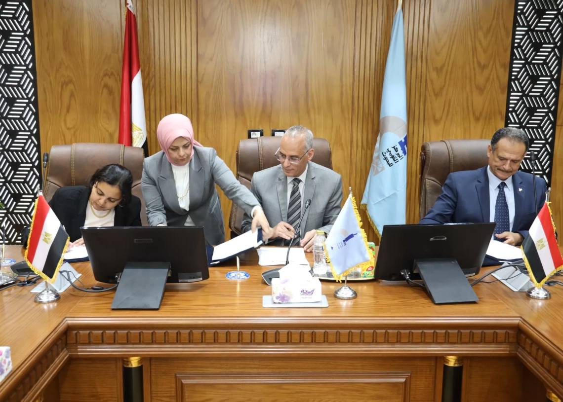بروتوكول تعاون بين قومي البحوث وجامعة النيل وجمعية المستثمرين بأكتوبر لإطلاق برنامج "التكامل الابتكاري" لدعم الصناعة 17 - جريدة المساء