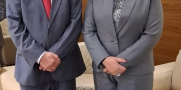 ضمن مشاركتها فى منتدى المساواة بالجزائر: المستشارة أمل عمار تلتقى وزير التنمية والأسرة ومكافحة الجوع بجمهورية البرازيل الاتحادية 1 - جريدة المساء